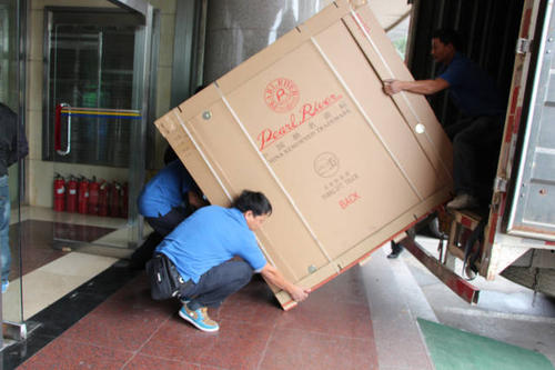 枝江钢琴贵重工艺品无忧运